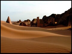 -Dunes versus pyramids- -Dunes versus pyramids-